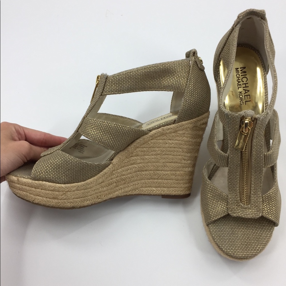 MK gold wedges
